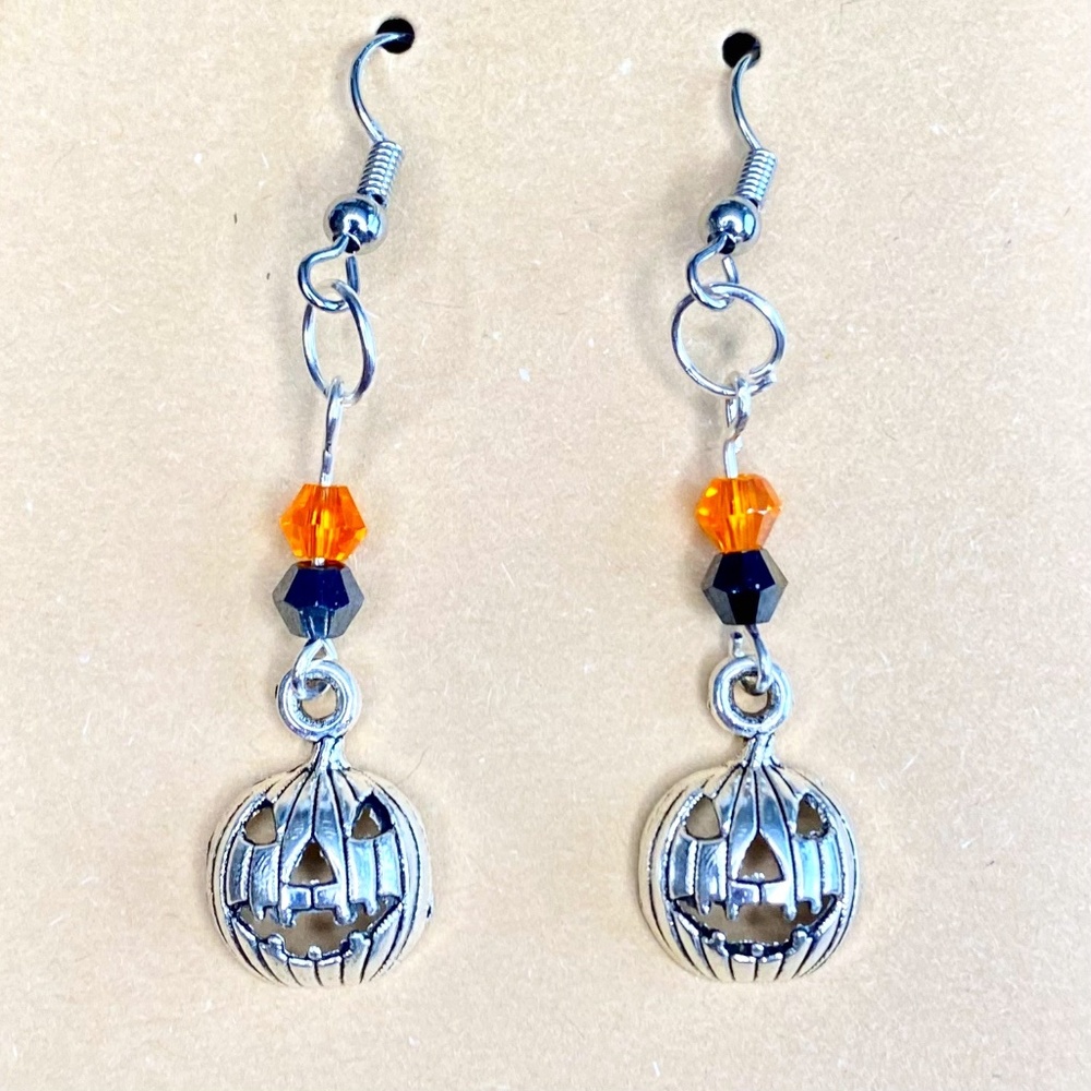 Halloween Jack-O'-Lantern Silver Tone Earrings w Black & Orange Crystals